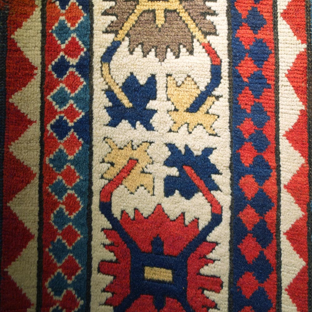 image Tappeto Kazak a campo libero