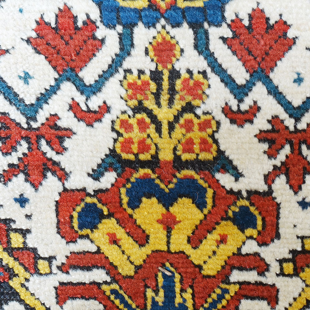 image Tappeto Seikur a fondo bianco